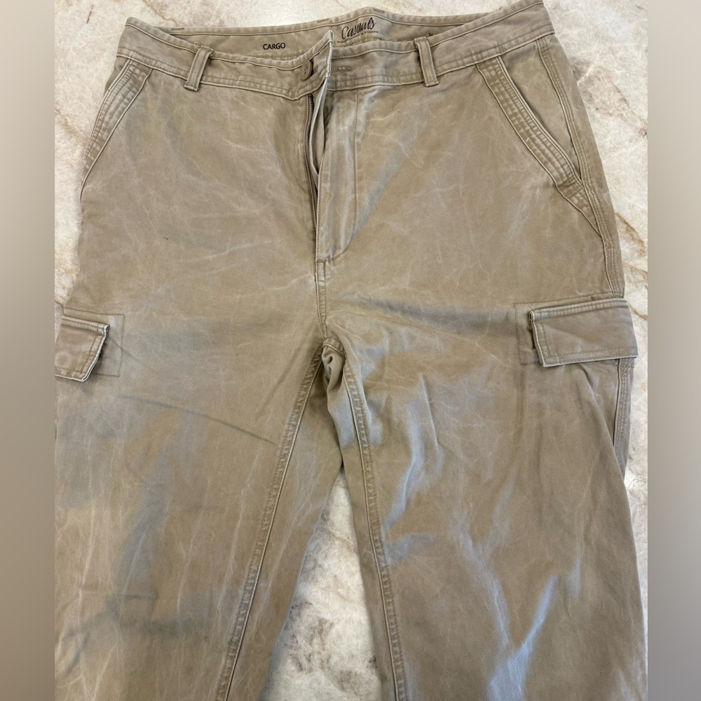 Roundtree and York Men's Tan Cargo Pants